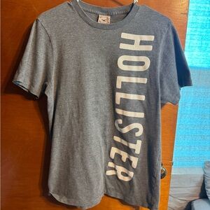 Hollister T-Shirt